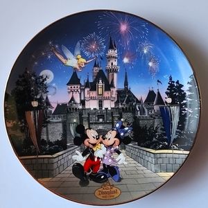 1995 Disneyland's 40th Anniversary. Plate# 13689 G